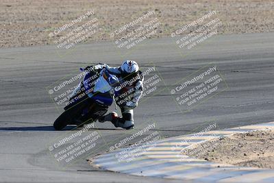 media/Jan-08-2022-SoCal Trackdays (Sat) [[1ec2777125]]/Turn 10 (2pm)/